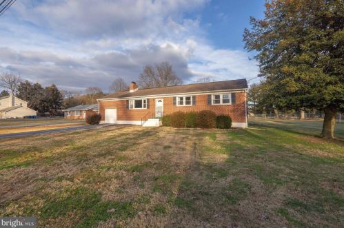 3112 Pennock Rd, Wilmington, DE 19808-3608