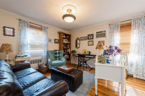 3766 Hudson Ave, Seaford NY  11783-2319 exterior