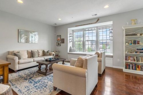 2012 Black Bear Way, Bridgeville, PA 15017-3811