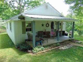 242 Central View Rd, Andersonville, TN 37705-1812