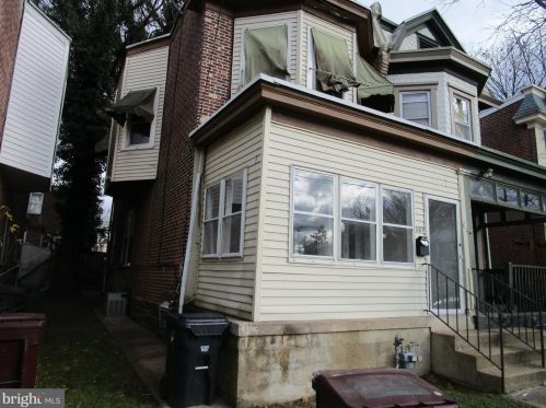 307 33rd St, Wilmington, DE 19802-2606
