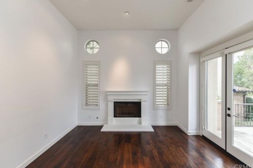 28 Climbing Vine, Irvine CA  92603-0200 exterior