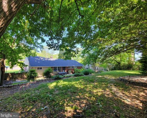 5809 Accomac St, Springfield VA 22150-3819 exterior