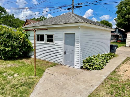 1315 Market St, La Crosse WI  54601-4846 exterior