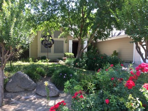 317 Bluff Ave, Fresno, CA 93711-6910