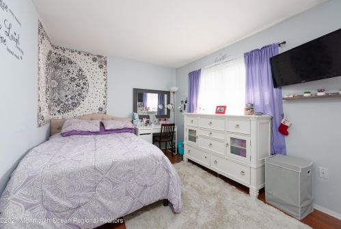 5 Three Pence Ln, Jackson Twp NJ  08527-2256 exterior