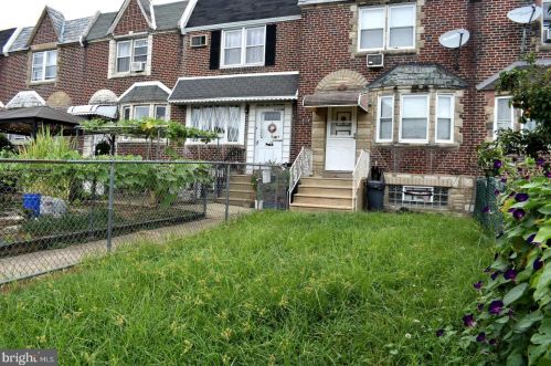 2119 Friendship St, Philadelphia, PA 19149-1322