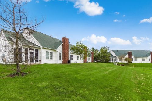 640 Concord Village Cir, Johnstown OH  43031-9194 exterior