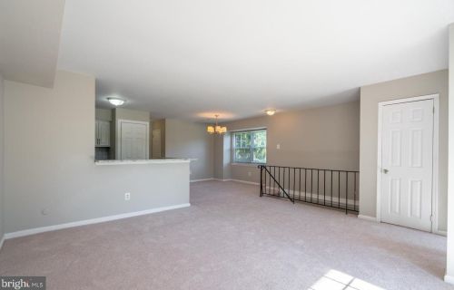 20 Hastings Dr, Blue Bell, PA 19422-2537