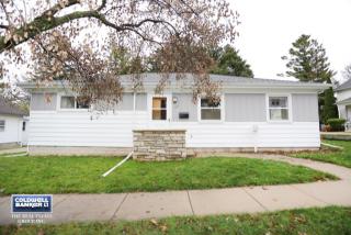 637 Grove St, Ripon, WI 54971-1632