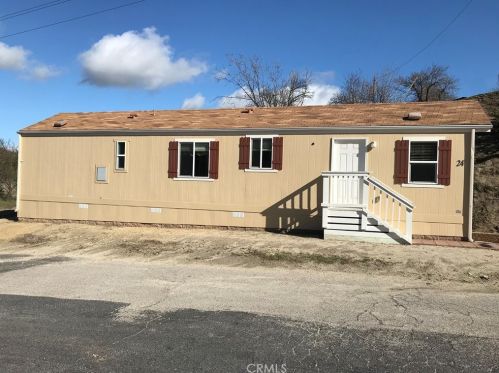 1938 Adelaida Rd, Lake Nacimiento, CA 93446-9776