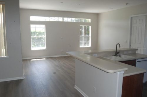 1679 Swallowtail Ln, Sanford, FL 32771-8065