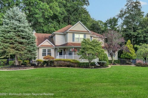 305 Bartley Rd, Jackson Twp NJ  08527-1166 exterior