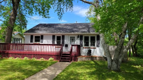 12 5th Ave, Sauk Rapids, MN 56379-1827