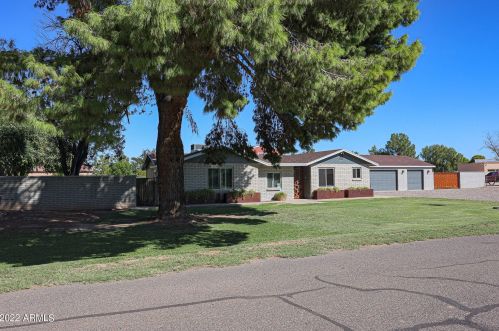 10642 Georgia Ave, Glendale, AZ 85307-4009