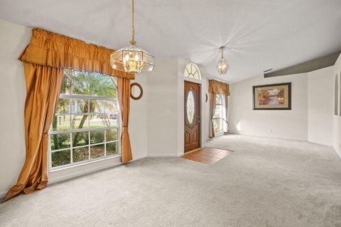 2678 Ace Rd, Fort Pierce, FL 34953-2815