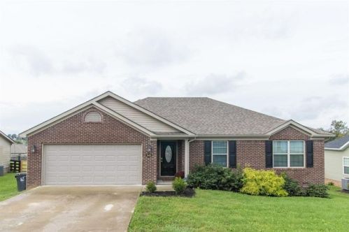 545 Blue Spruce Dr, Richmond, KY 40475-8044