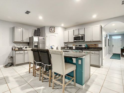 2729 Newmark Dr, Deltona FL  32738-4105 exterior