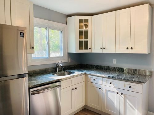 93 Hazard Ave, Warwick RI  02889-9403 exterior