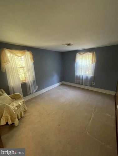 957 Powderhorn Dr, Lansdale PA  19446-5530 exterior