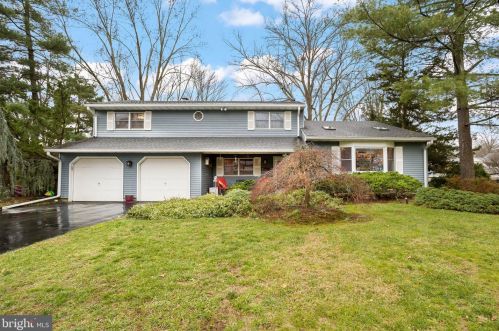 107 Cypress Dr, East Windsor, NJ 08520-2301
