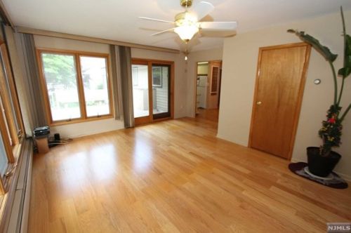 434 Harristown Rd, Ridgewood NJ  07452-2836 exterior