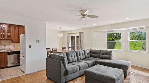 7 Albyn Pl, Yorktown Hgts, NY 10598-1401