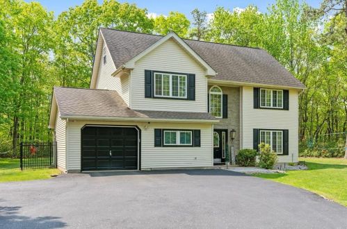 132 Saginaw Dr, Jim Thorpe, PA 18229-3749