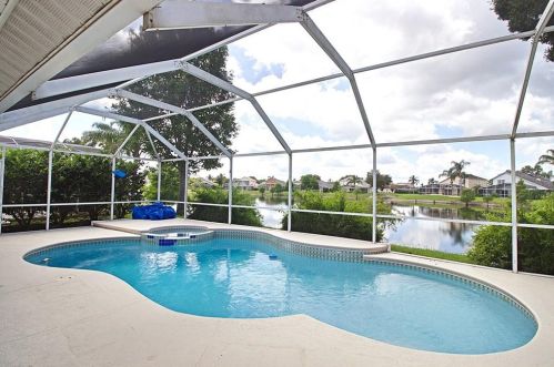 8060 White Crane Ct, Kissimmee, FL 34747-2214