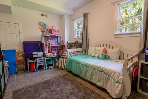 5 Tabby Ln, Isle Of Palms SC 29451-2314 exterior