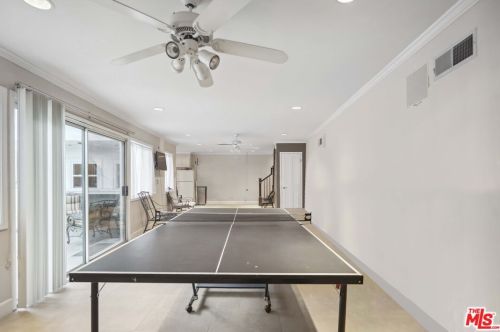 3511 Berry Dr, North Hollywood CA  91604-3862 exterior