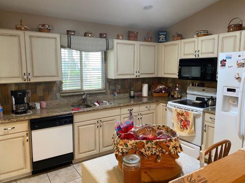 13766 88th Ave, Summerfield FL  34491-9605 exterior