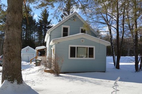 35 Goddeau Rd, Cadyville, NY 12918-2700