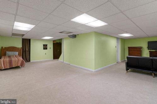 770 Dawes Dr, Yardley PA 19067-4335 exterior