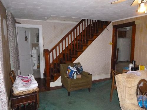 41 Newell Hill Rd, Ellington, CT 06029-2816