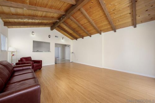 11325 Camarosa Cir, San Diego CA 92126-1621 exterior