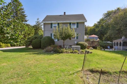 22 Watch Hill Ave, Stonington, CT 06378-1130
