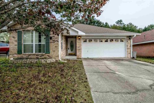 1252 Greystone Ln, Pensacola, FL 32514-9567