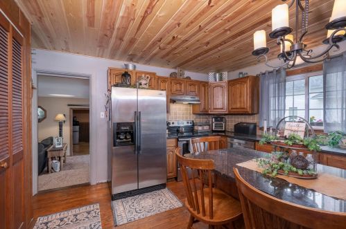 1014 Hinde St, Washington Ch OH  43160-1931 exterior