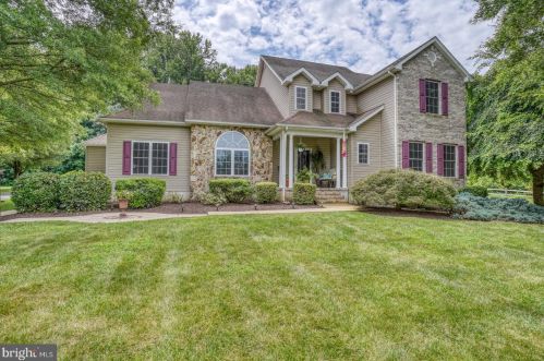 231 Crosby Knl Cir, Dover DE  19904-1098 exterior