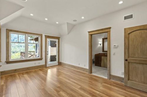 170 Josselyn Ln, Redwood City CA  94062-3610 exterior