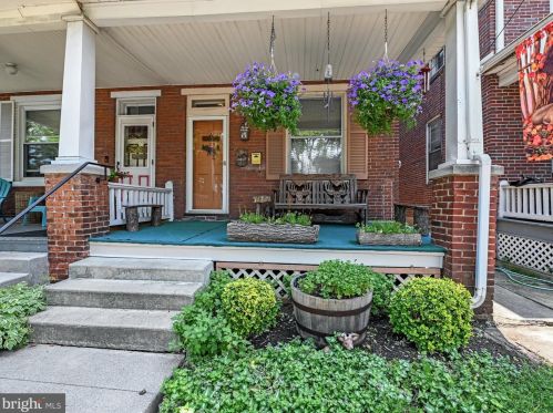 724 Bosler Ave, Lemoyne, PA 17043-1818