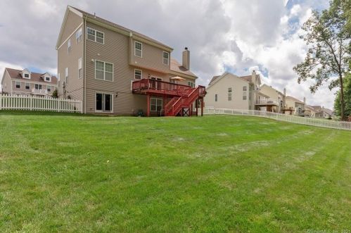 12 Independence Cir, Waterbury CT  06762-3350 exterior