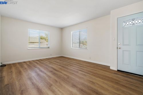 3401 Dakota St, Oakland CA 94602-3801 exterior