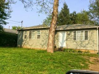 370 Gregory Dr, Winston OR  97496-5583 exterior