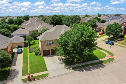 4775 Grapevine Ter, Fort Worth, TX 76123-2919