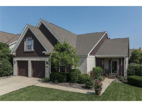 4664 Rainmaker Row, Greenwood, IN 46143-7433