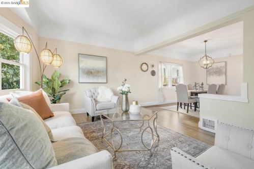 1472 31st St, Oakland, CA 94602-1019