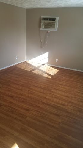 1026 Lakeview Ave, Washington Ch, OH 43160-1035
