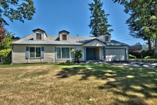 7701 76th Ave, Lakewood WA  98498-6208 exterior